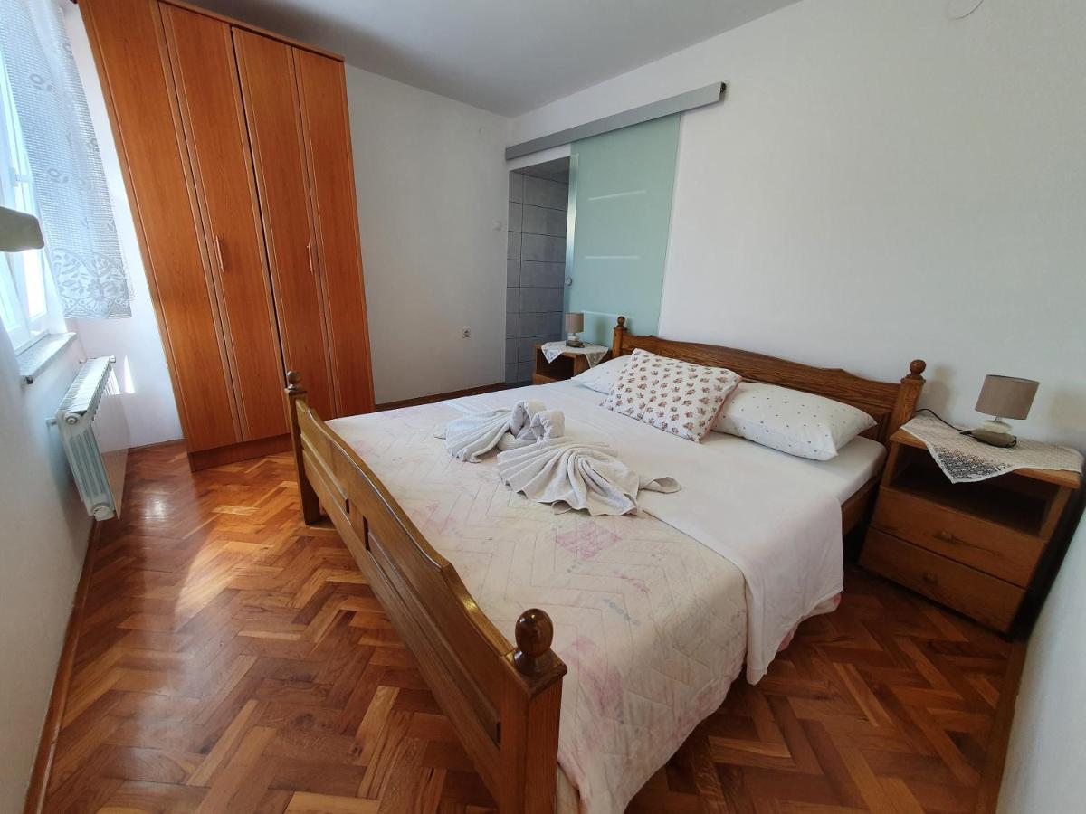 Apartments & Rooms Krk Krk Island Екстер'єр фото